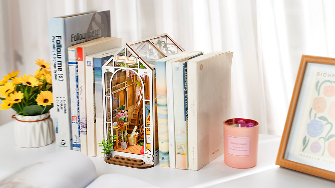 Rolife Garden House DIY Book Nook Kit Review