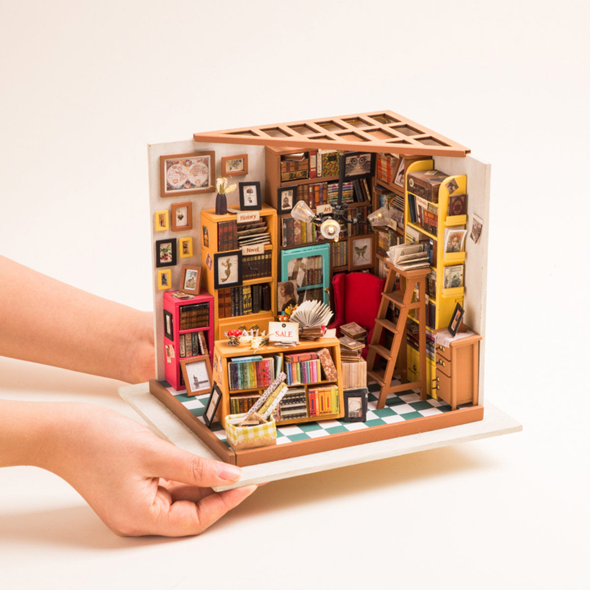 Rolife Sam's studiebibliotheek DIY miniatuurhuiskit DG102