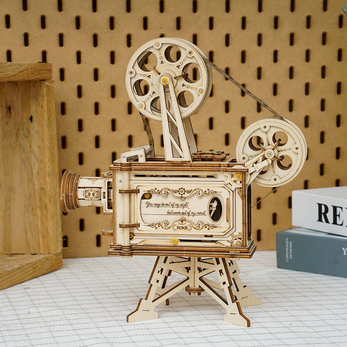 3D puzzle assembly newest wooden puzzle Vitascope movie projector model kit