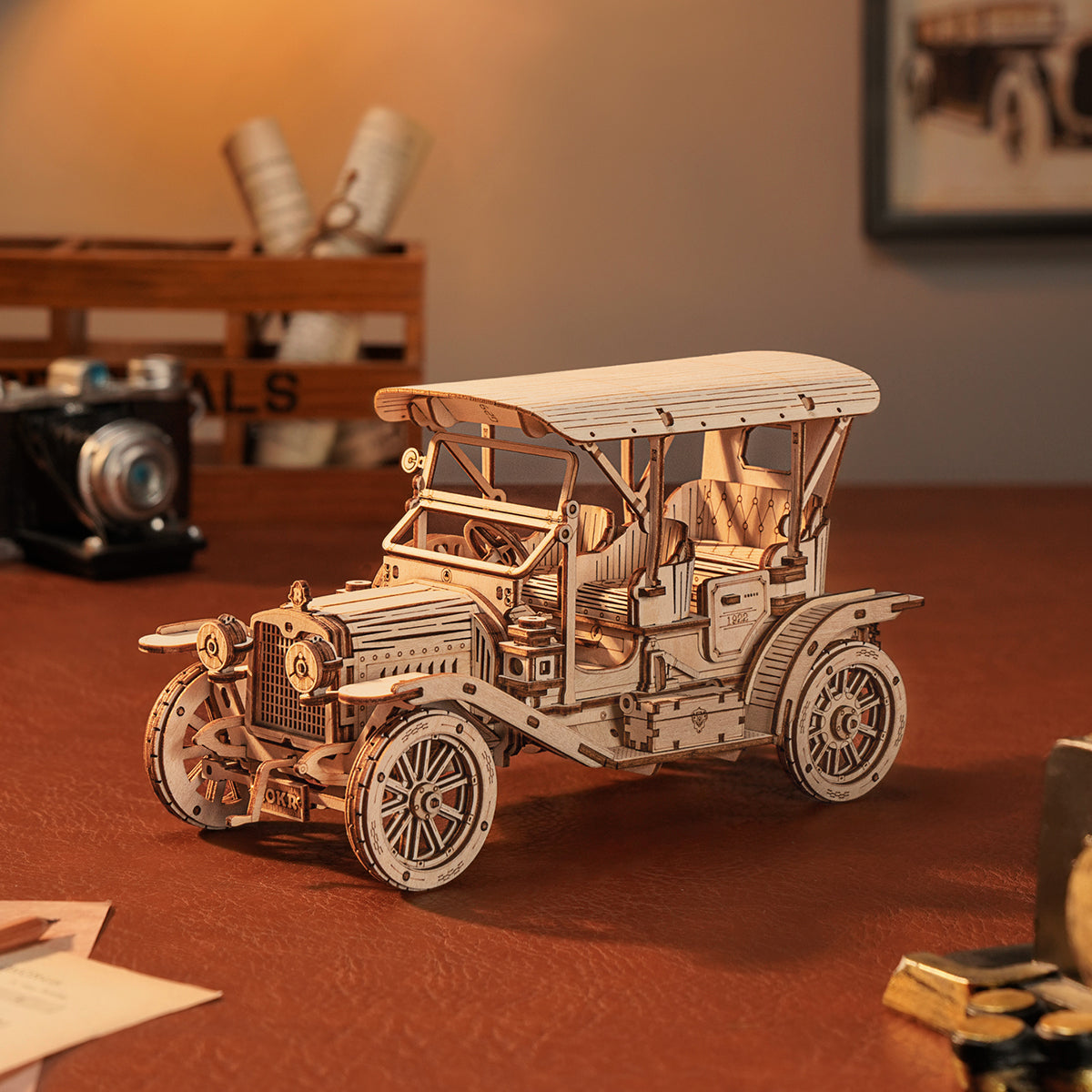 Puzzle 3D en bois ROKR Voiture ancienne MC801 