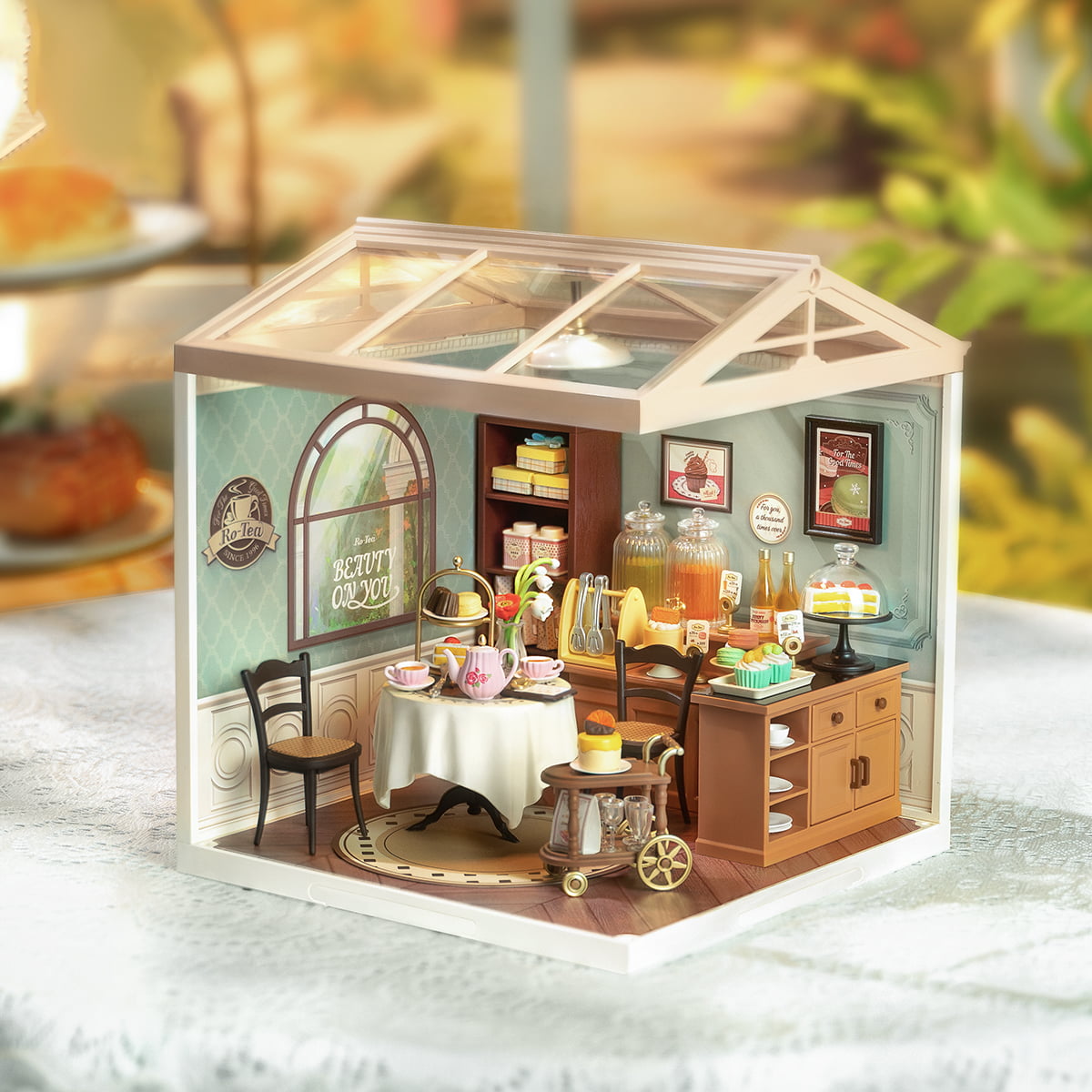 Rolife Sweet Sips Tea Maison miniature en plastique à faire soi-même DW011 