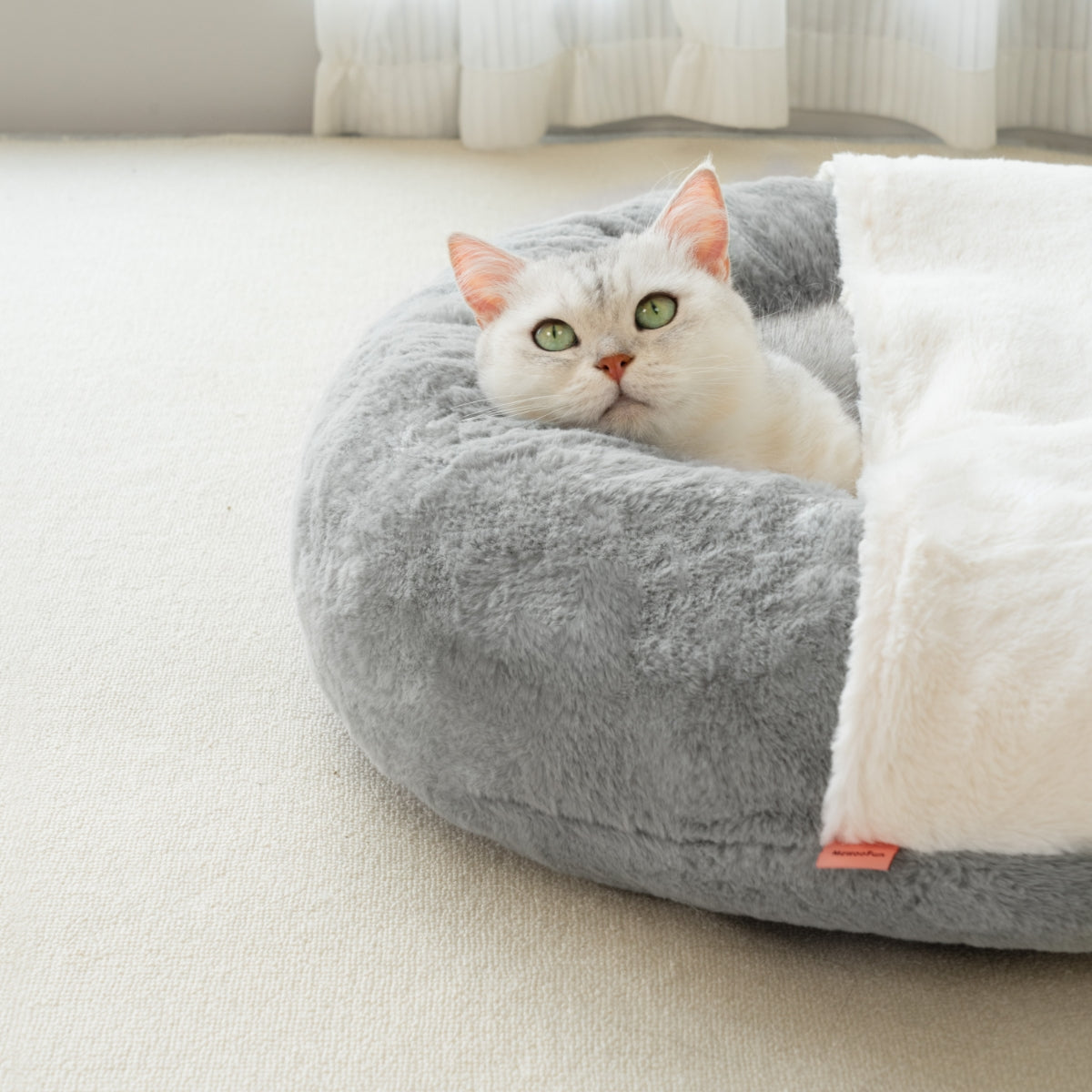 Donut Pet Bed with Hooded Blanket