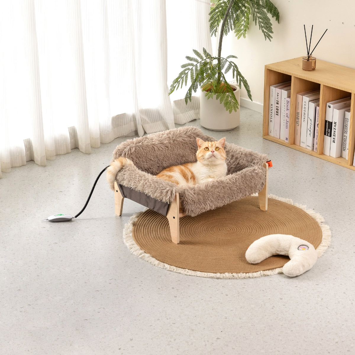 Heated Calming Cat & Dog Bed