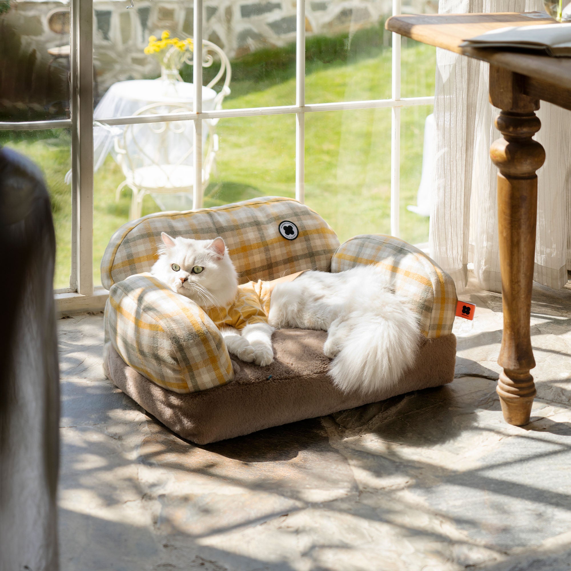 Retro Style Washable Cat Sofa